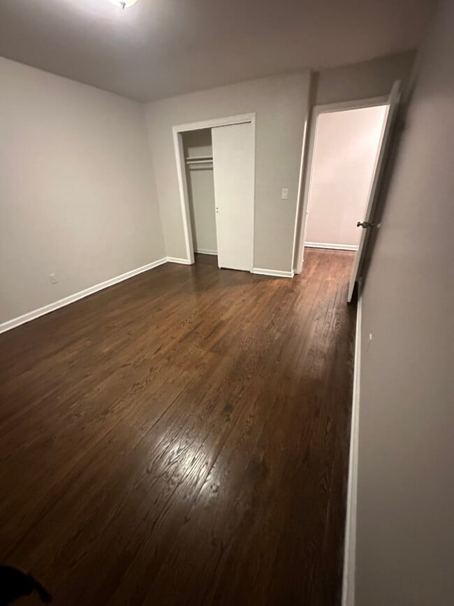 Photo - 64 40th St Unit 1R