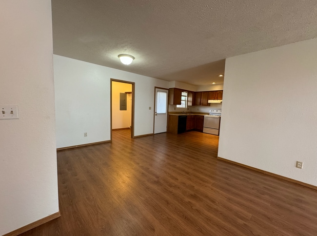 Photo - 2 Bed | 2 Bath | 1 Car Garage Home! 1000 sqft located in SPARTA!