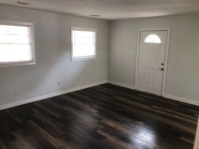 Photo - r2119a Unit 1