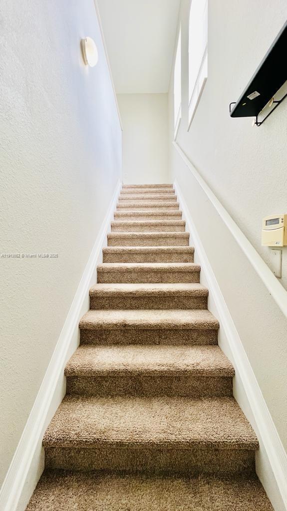 Photo - 124 SW Peacock Blvd Unit 13203