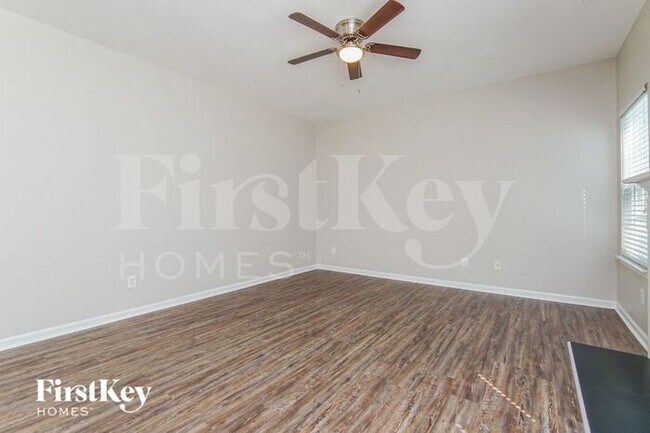 Photo - 236 N Honey Springs Ave