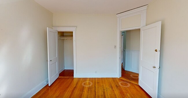 1776 Beacon St Unidad 6
