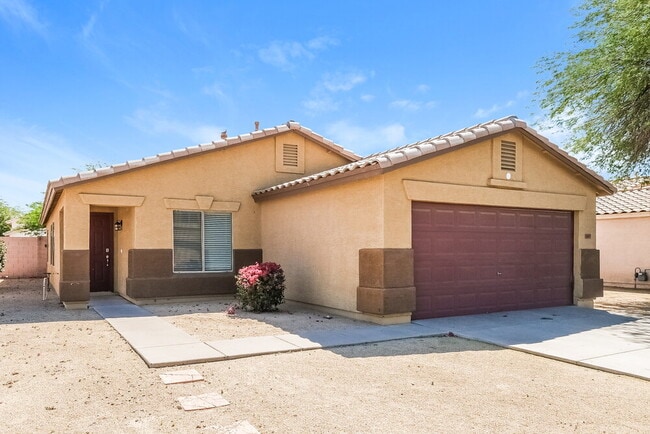 Photo - 16071 W Adams St