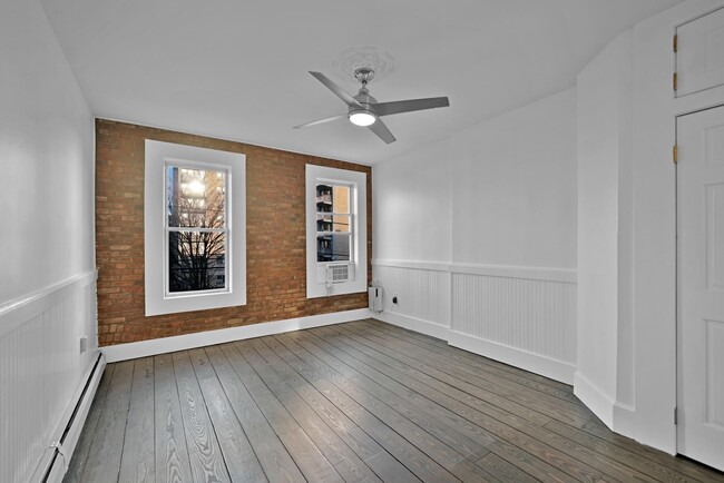 Photo - 226 Jefferson St Unidad 3S Rental
