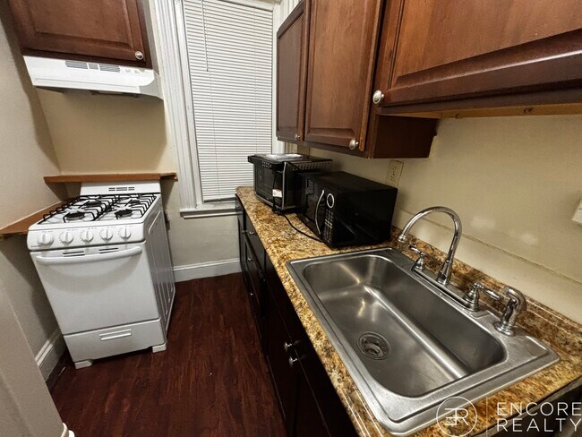 Photo - 376 Riverway Unit 15