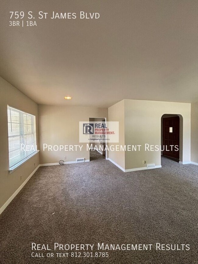 Photo - 759 S St James Blvd