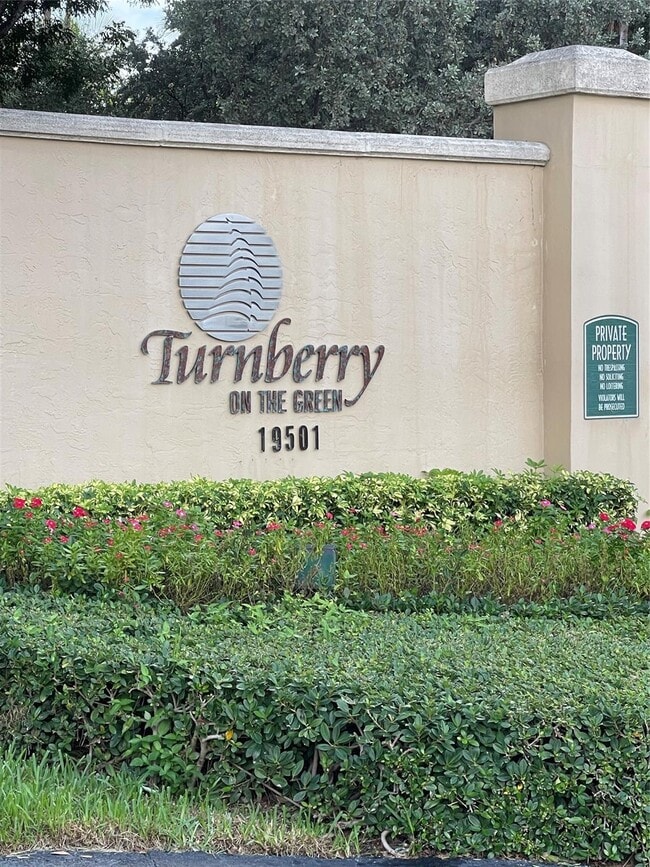 Building Photo - 19501 W Country Club Dr Unit 605
