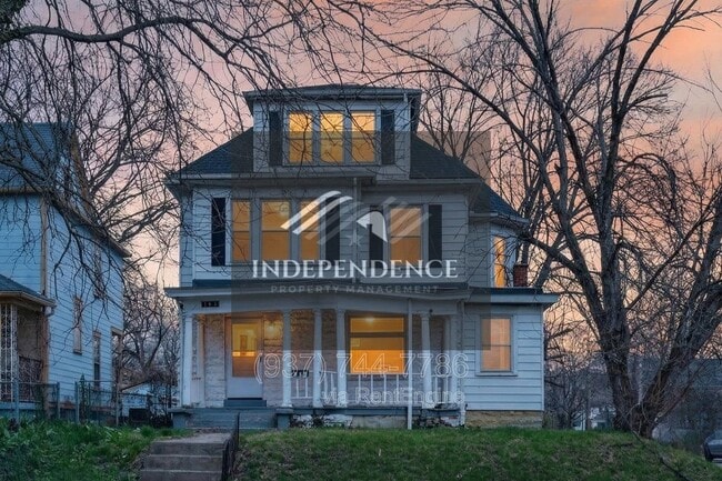 Building Photo - 102 Rockwood Ave