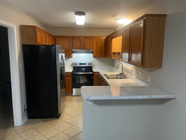 Photo - 7904 Glencannon Dr