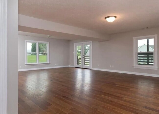 Photo - Beautiful Home on 1 acre lot in Milton