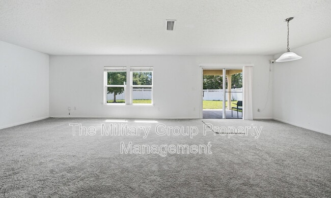 Photo - 391 Hepburn Rd