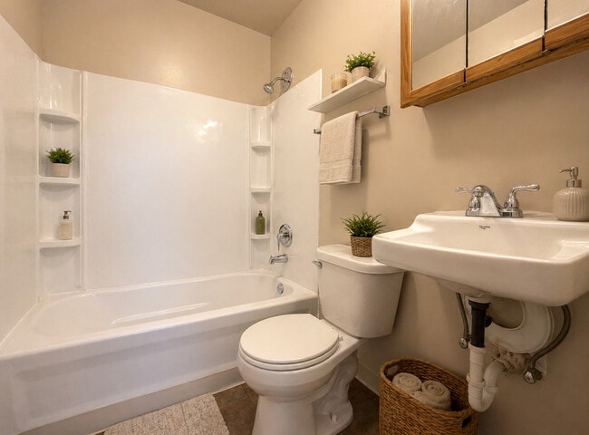 Photo - 2128 Bethesda Blvd