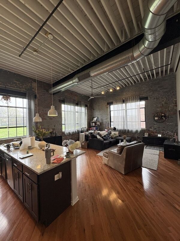 Building Photo - 1509 E Baltimore St Unit 13