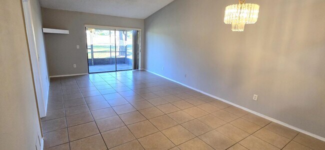 136 Pine Island Cir