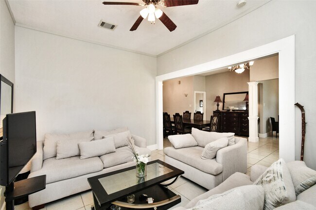 Photo - 4819 Sherri Ln