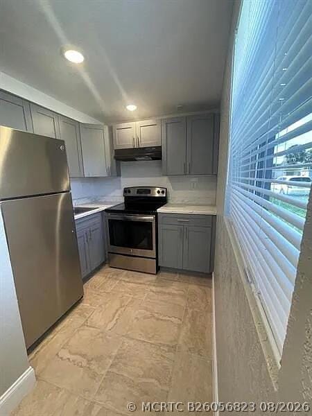 Photo - 2505 Ave L
