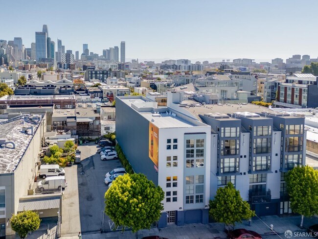Building Photo - 229 8th St Rental