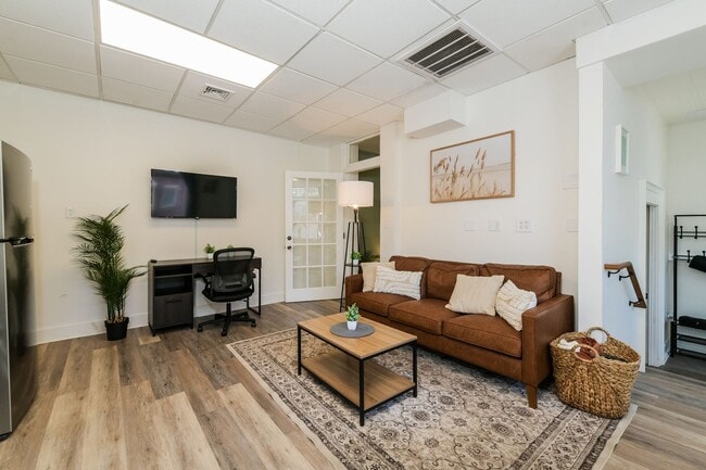 Photo - 344 N Lime St Unit 154 E Lemon St  3