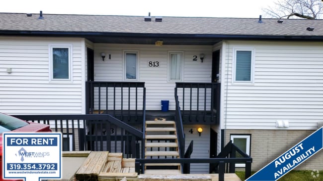 Building Photo - $1,100 | 2 Bedroom, 1 Bathroom Condo | CAT...