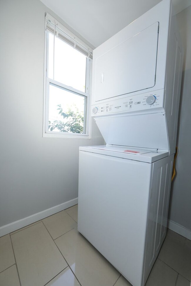 Photo - 1702 N 2nd St Apartment Unit 2FL/3FL