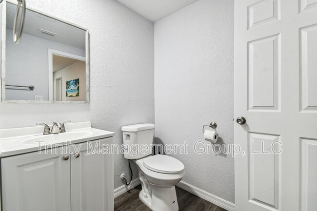 Photo - 10033 Brunswick Ln