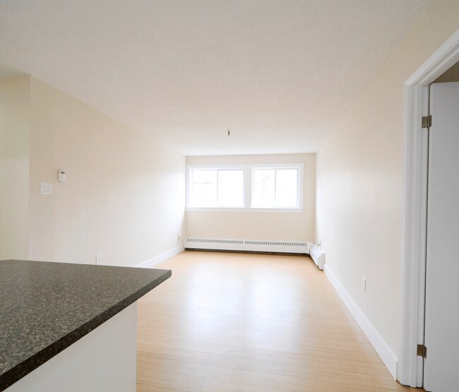 Photo - Quinpool Court