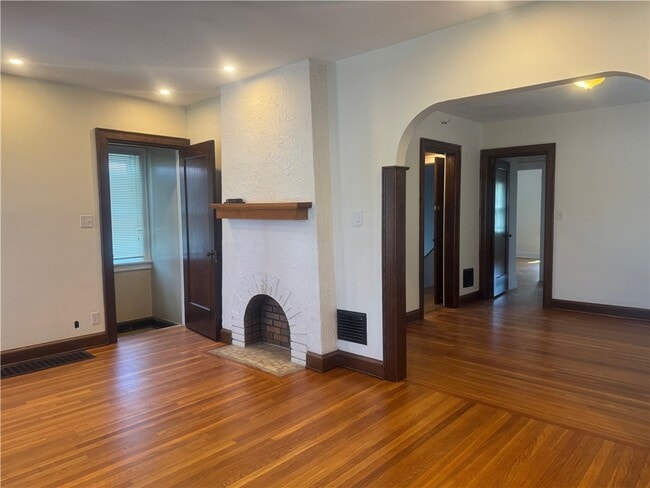 102 Tulane Rd