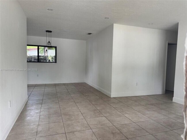 Photo - 3 bedroom in Hialeah FL 33010