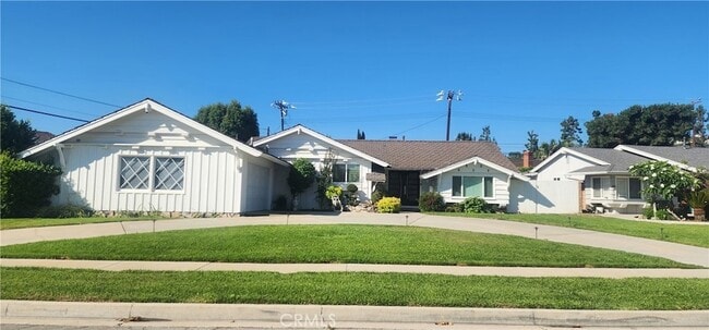Building Photo - 15608 Cristalino St Rental