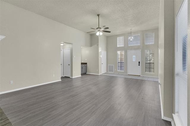 Photo - 2822 Fenwick St