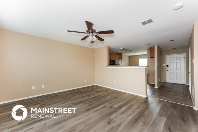 Photo - 1421 Castle Ridge Rd