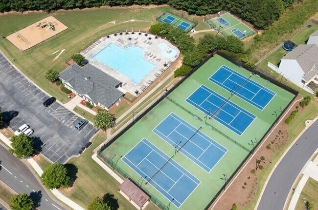 Photo - 173 Parkmont Ct