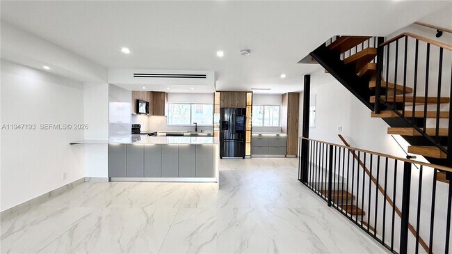 Photo - 3826 NE 171 St