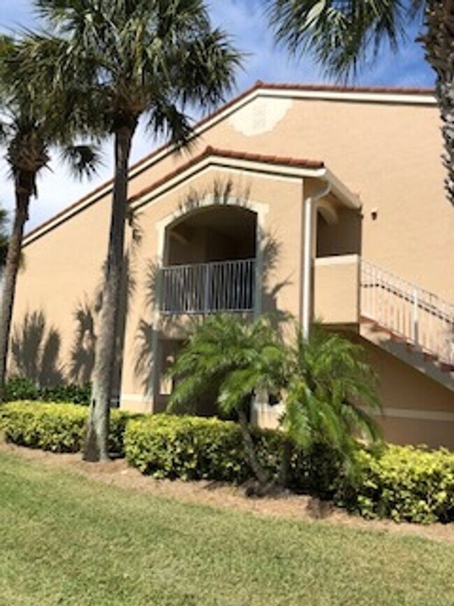 Photo - Laguna Unit 202
