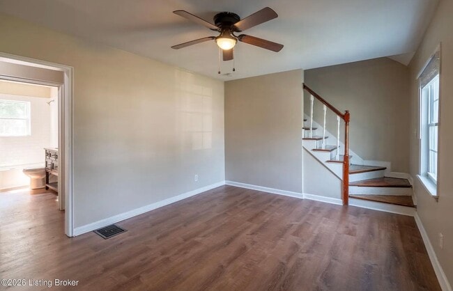 4015 Valley View Dr