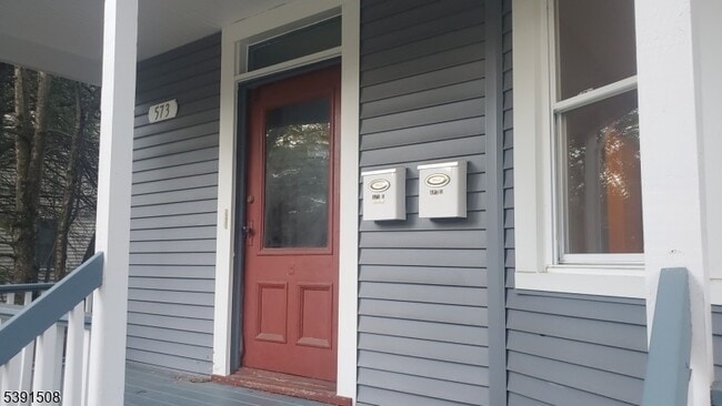 Photo - 573 Grove St Unit 1