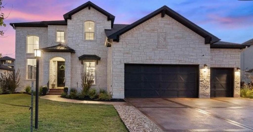 Photo - 255 Baldovino Skyway