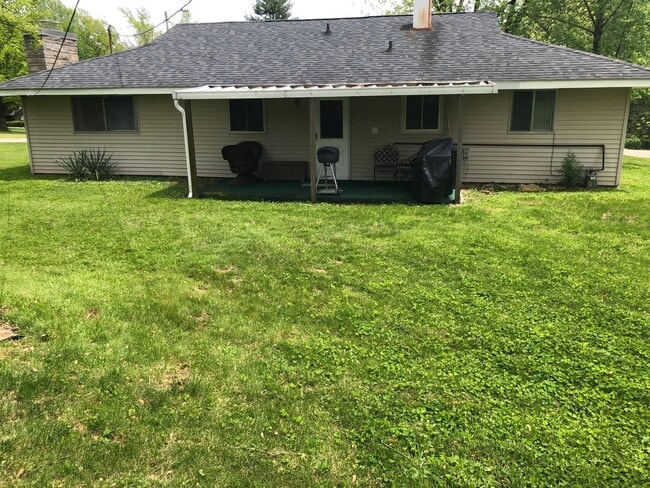 Photo - 3 Bedroom Ranch Home Avail August 2026;  M...