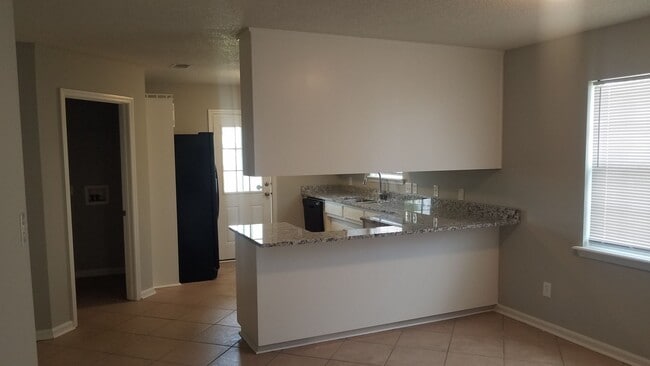 Photo - 3 Bedroom/2 Bath Home in N Lowndes