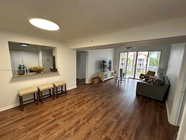 Building Photo - 2711 Ocean Club Blvd Unit 307