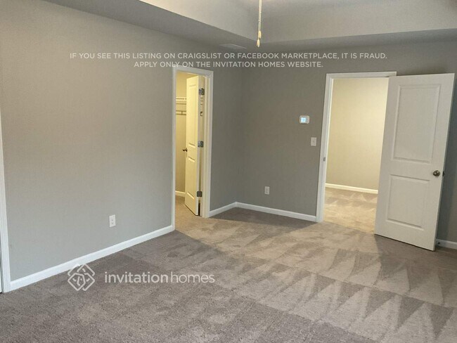 Photo - 105 Streambank Ct