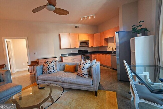 Photo - 89 Mangum St SW Unidad 213