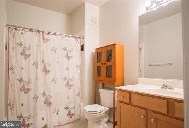 Photo - 5106 Travis Edward Way Unidad 5106D