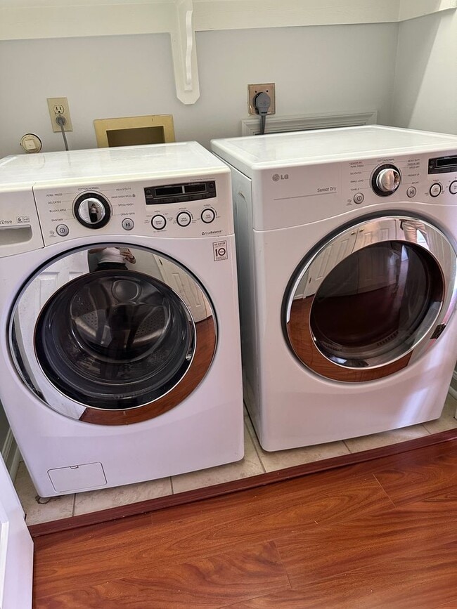 Photo - Condo available in the City of Williamsburg! Available July 2026! Unit 8