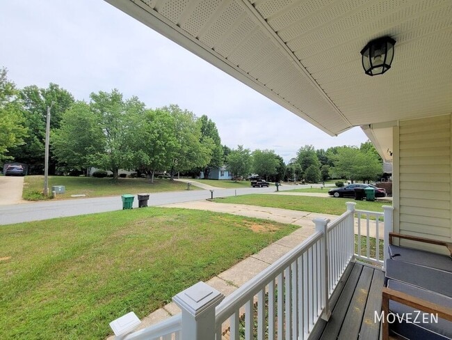 Photo - 509 Rosecrest Dr