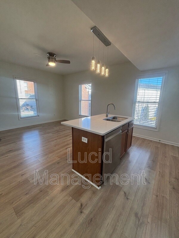 Photo - 10639 Meeting St