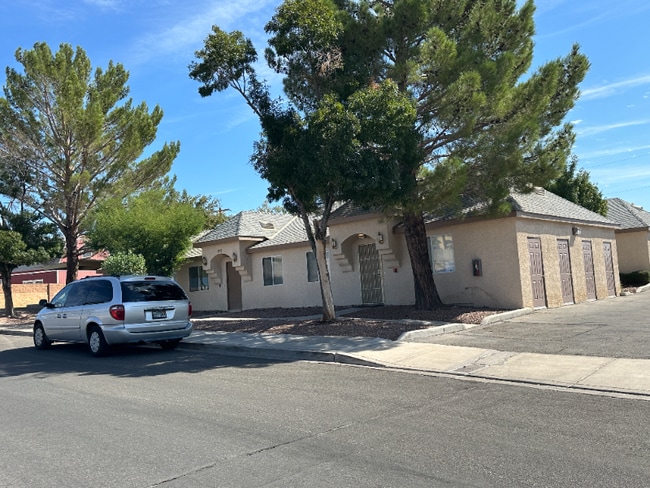 Photo - 811 Avenue A Unit 2