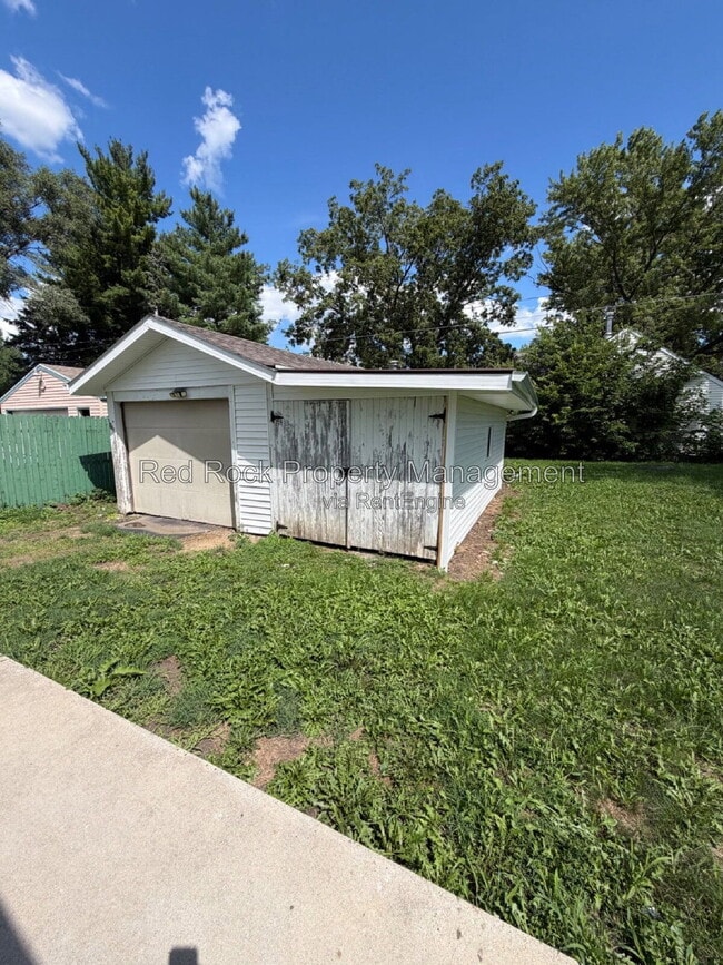 Photo - 1923 Church St