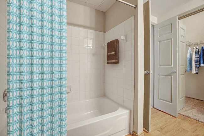 Photo - Elm Hollow Apartments