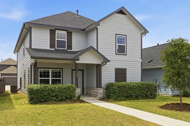 Building Photo - 141 Everglades Dr